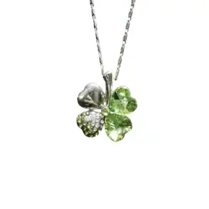 Jewelry- Shamrock Pendant Necklace